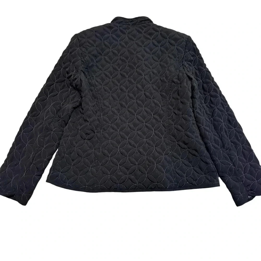 Black quilted button-up light weight  jacket size small - Picture 2 of 9